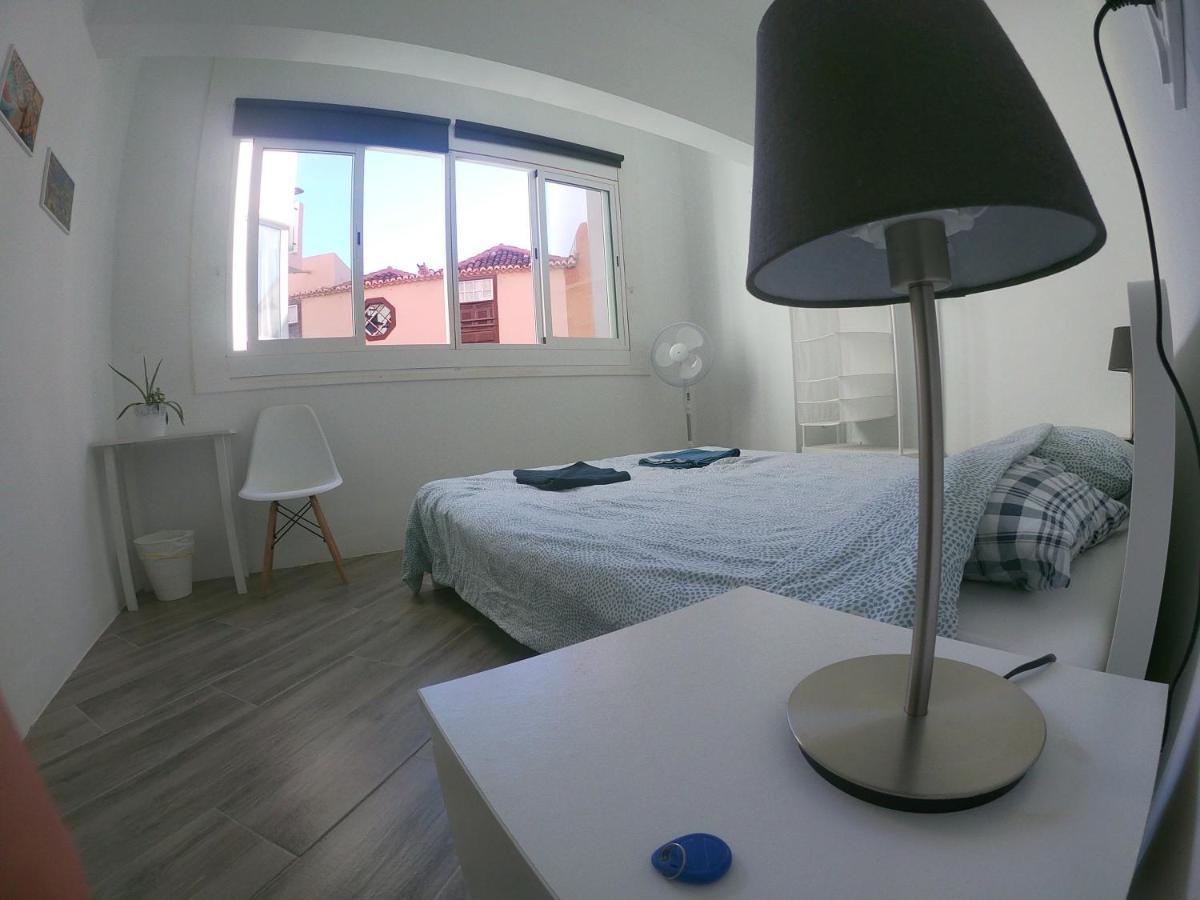 Room With Private Bathroom - Vivienda Vacacional Out Of Blue ซานตาครูซเดลาปัลมา ภายนอก รูปภาพ