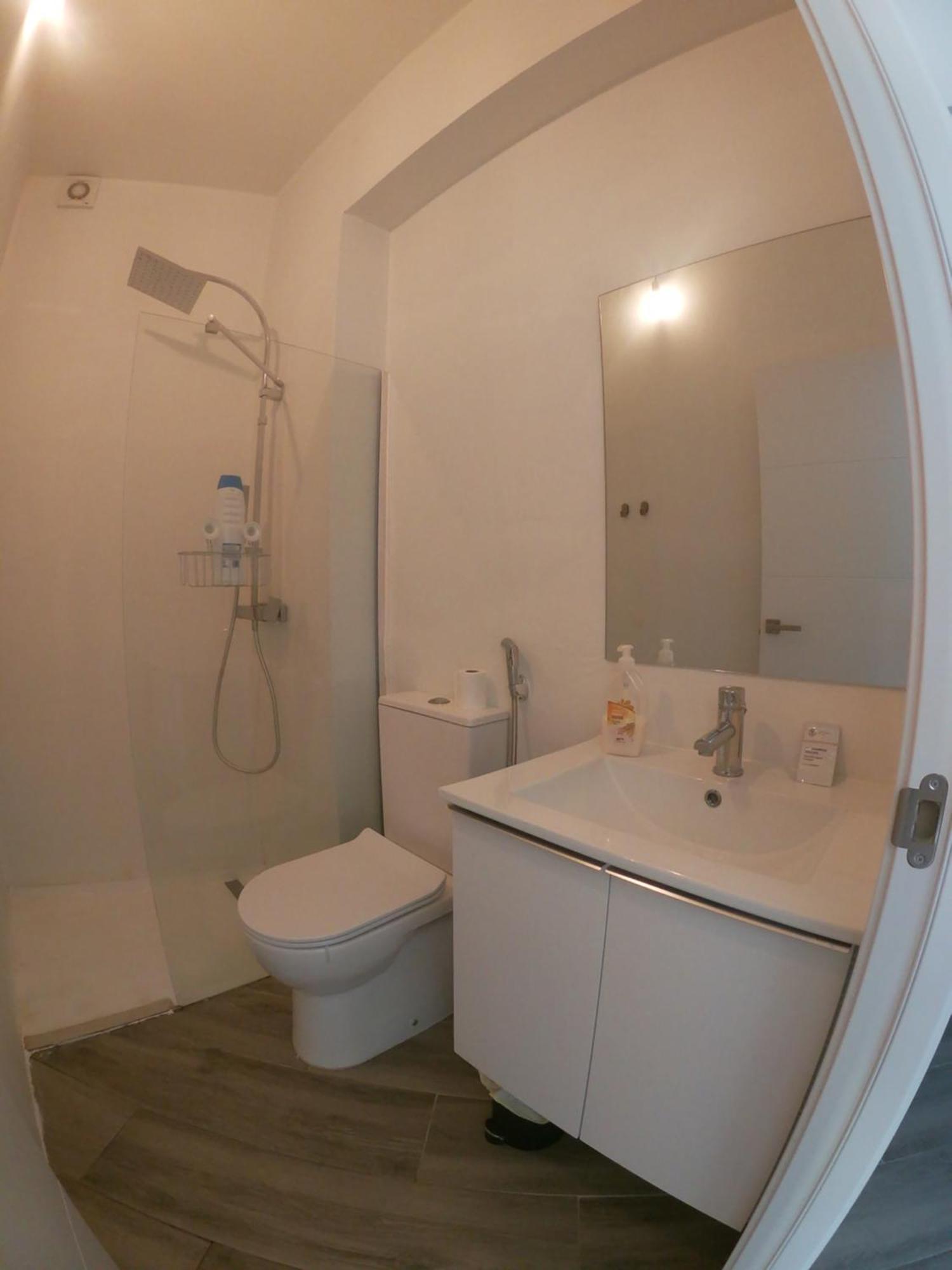 Room With Private Bathroom - Vivienda Vacacional Out Of Blue ซานตาครูซเดลาปัลมา ภายนอก รูปภาพ