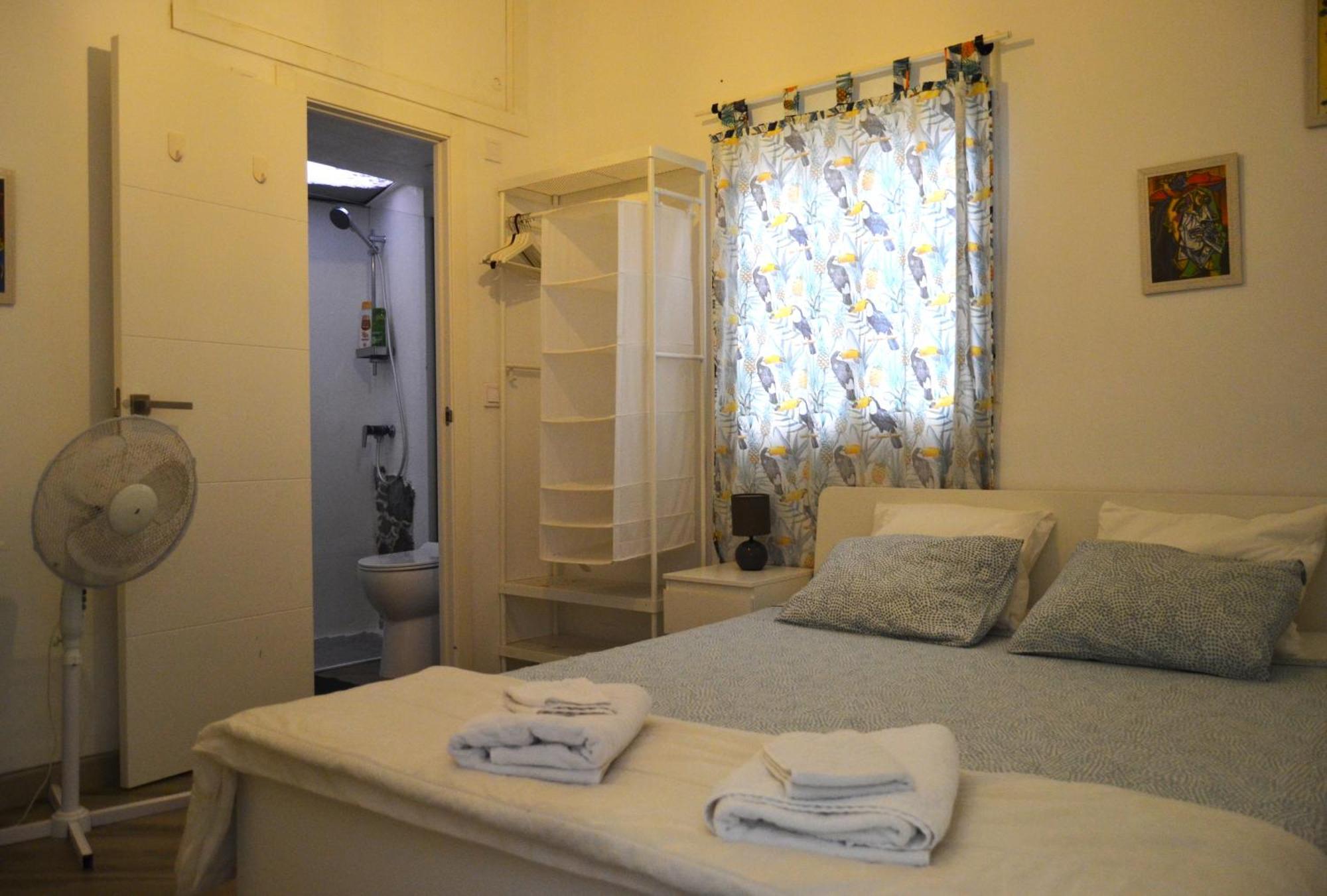 Room With Private Bathroom - Vivienda Vacacional Out Of Blue ซานตาครูซเดลาปัลมา ภายนอก รูปภาพ