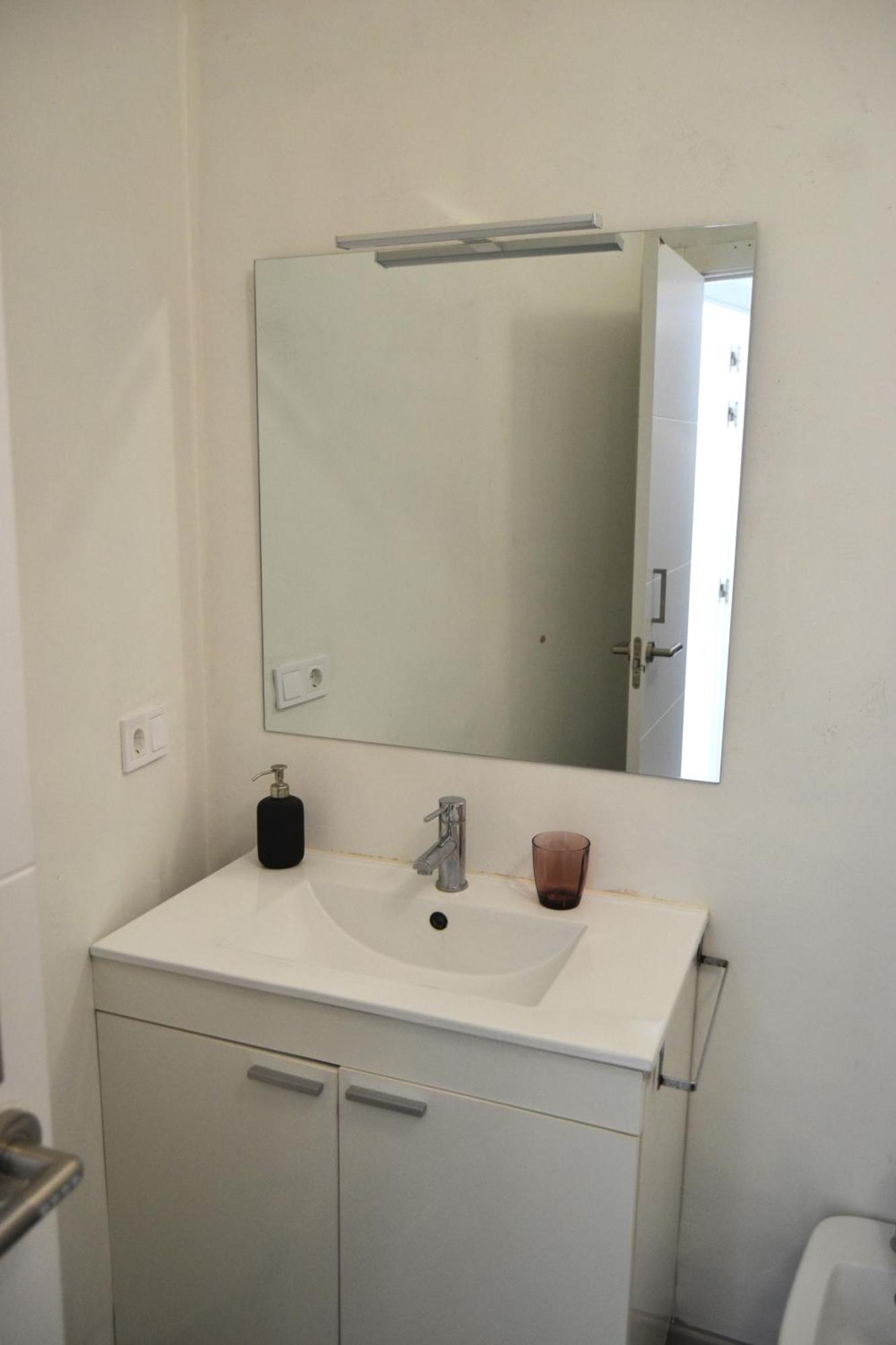 Room With Private Bathroom - Vivienda Vacacional Out Of Blue ซานตาครูซเดลาปัลมา ภายนอก รูปภาพ