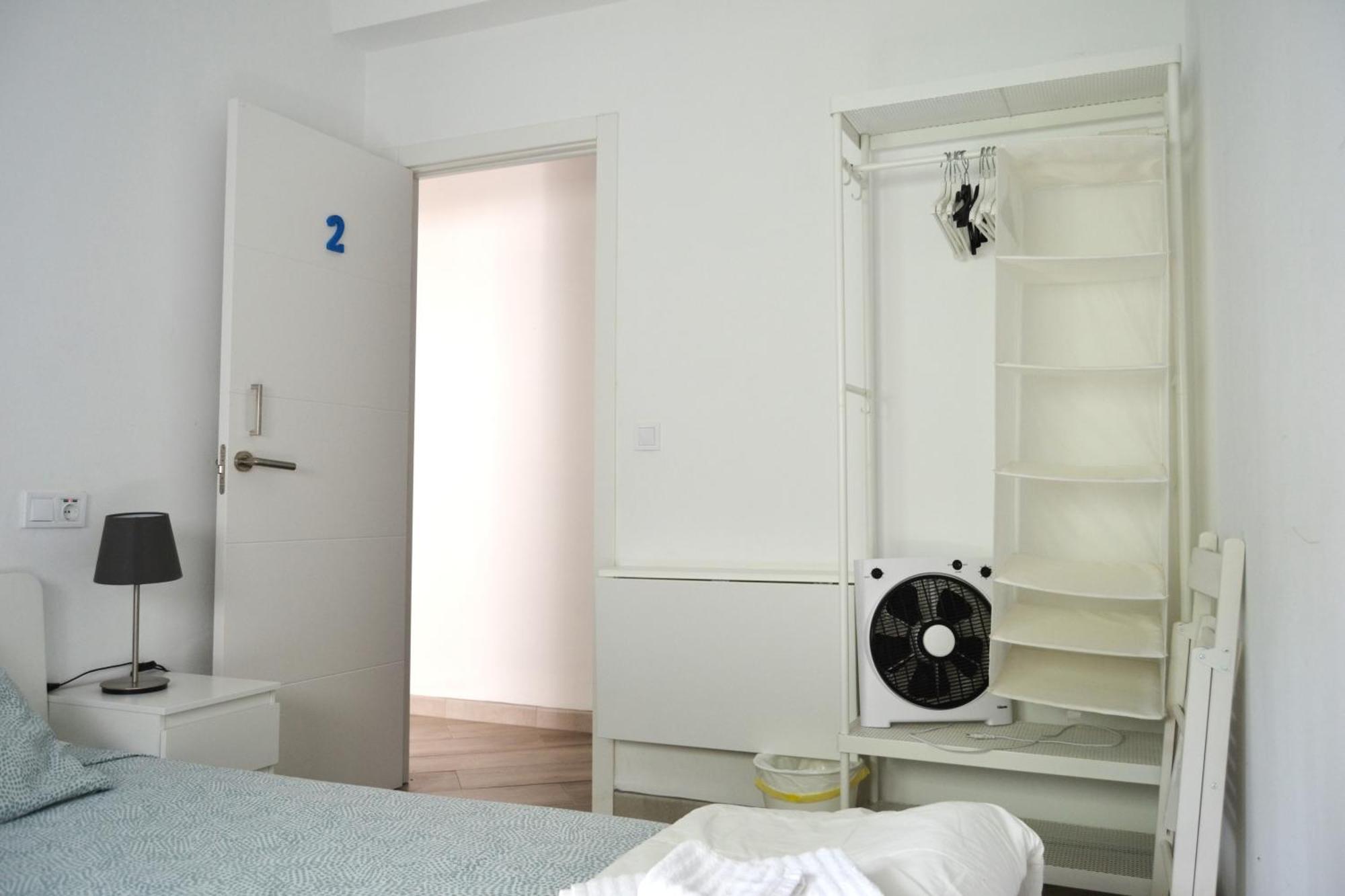 Room With Private Bathroom - Vivienda Vacacional Out Of Blue ซานตาครูซเดลาปัลมา ภายนอก รูปภาพ
